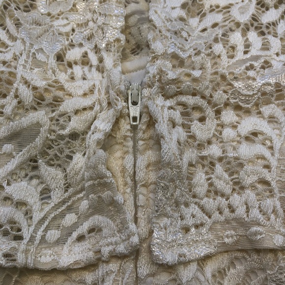 B Darling, Lace Dress, Size 5/6 - Picture 11 of 16